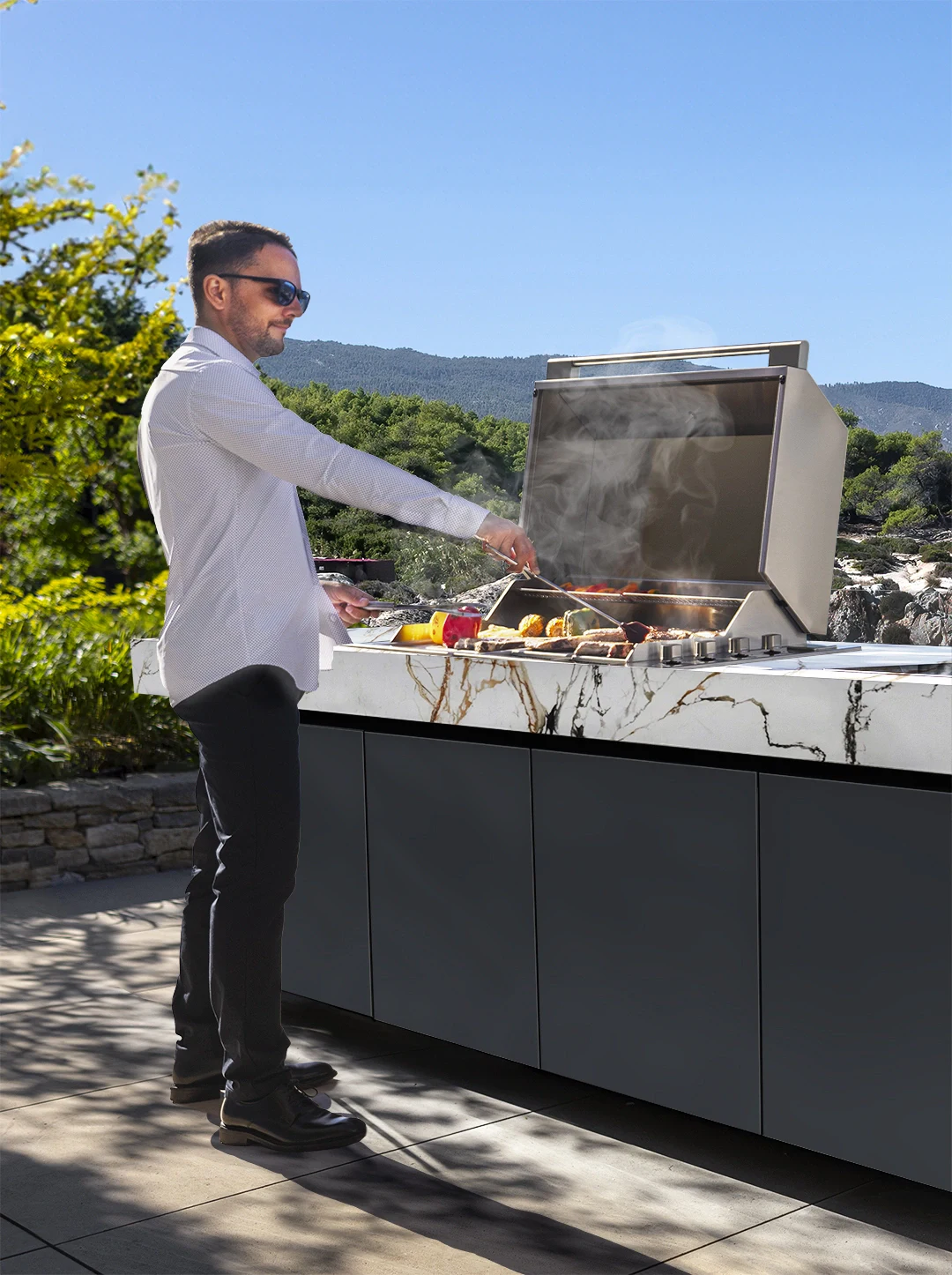 modern outdoor bbq kitchen